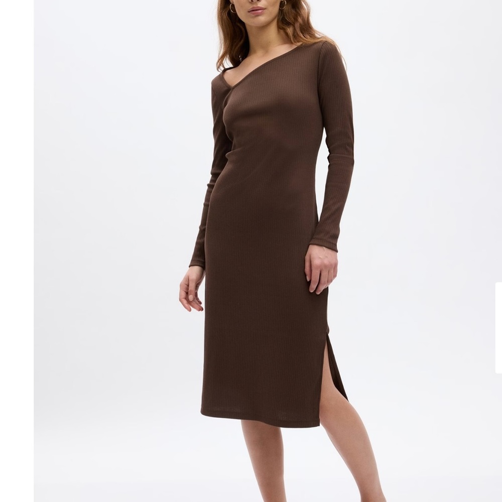 Ribbed Asymmetrical Neckline Midi Dress 🤎